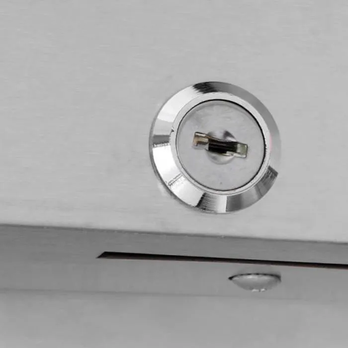 Commercial fridge freezer lock